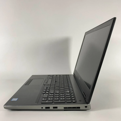Мобільна робоча станція Dell Precision 7530 / 15.6" (1920x1080) IPS / Intel Core i7-8850H (6 (12) ядра по 2.6 - 4.3 GHz) / 16 GB DDR4 / 512 GB SSD / nVidia Quadro P1000, 4 GB GDDR5, 128-bit / WebCam / HDMI