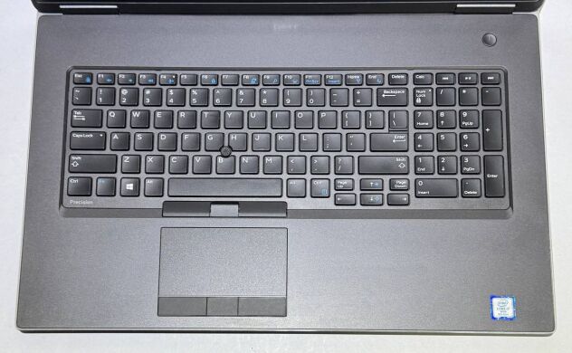 Мобильная рабочая станция Dell Precision 7740 / 17.3" (1920x1080) IPS / Intel Core i7-9750H (6 (12) ядер по 2.6 - 4.5 GHz) / 64 GB DDR4 / 1000 GB SSD / nVidia Quadro RTX 4000, 8 GB GDDR6, 256-bit / HDMI / WebCam