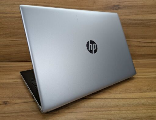 Ноутбук Б-клас HP ProBook 450 G5 / 15.6" (1920x1080) IPS / Intel Core i5-8250U (4 (8) ядра по 1.6 - 3.4 GHz) / 8 GB DDR4 / 256 GB SSD / Intel UHD Graphics 620 / WebCam / Fingerprint / Windows 10