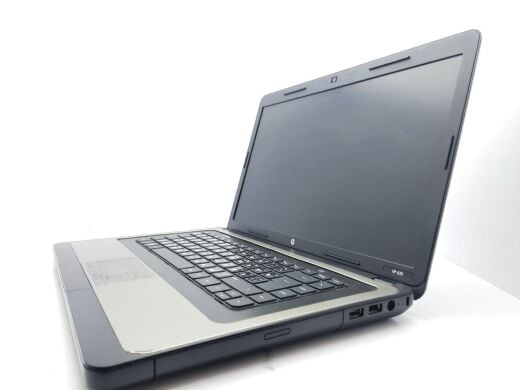Ноутбук HP 630 / 15.6" (1366x768) TN / Intel Pentium B950 (2 ядра по 2.1 GHz) / 4 GB DDR3 / 500 GB HDD / Intel HD Graphics / WebCam Ноутбук HP 630 / 15.6" (1366x768) TN / Intel Pentium B950 (2 ядра по 2.1 GHz) / 4 GB DDR3 / 500 GB HDD / Intel HD Graphics / WebCam