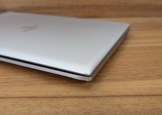 Ультрабук Б-класс HP EliteBook 840 G8 / 14" (1920x1080) IPS / Intel Core i7-1185G7 (4 (8) ядра по 3.0 - 4.8 GHz) / 16 GB DDR4 / 512 GB SSD / Intel Iris Xe Graphics / WebCam / TouchID / Windows 10