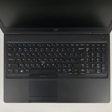 Ультрабук Dell Latitude 5590 / 15.6" (1366x768) TN / Intel Core i5-8350U (4 (8) ядра по 1.7 - 3.6 GHz) / 16 GB DDR4 / 256 GB SSD / Intel UHD Graphics 620 / HDMI / USB Type-C Ультрабук Dell Latitude 5590 / 15.6" (1366x768) TN / Intel Core i5-8350U (4 (8) ядра по 1.7 - 3.6 GHz) / 16 GB DDR4 / 256 GB SSD / Intel UHD Graphics 620 / HDMI / USB Type-C