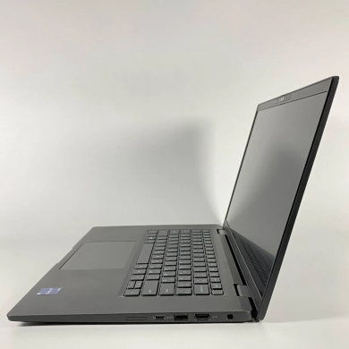 Ультрабук Б-класс Dell Latitude 7530 / 15.6" (1920x1080) IPS / Intel Core i7-1270P (12 (16) ядер по 2.2 - 4.8 GHz) / 16 GB DDR5 / 256 GB SSD / Intel Iris Xe Graphics / WebCam / HDMI