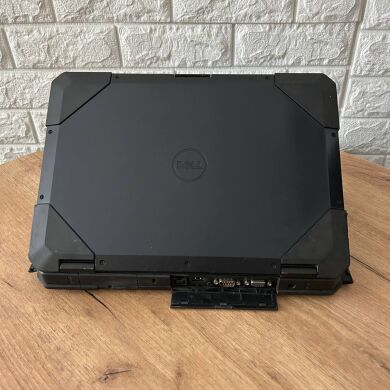 Захищений ноутбук Б-клас Dell Latitude 5414 Rugged / 14" (1366x768) TN / Intel Core i5-6300U (2 (4) ядра по 2.4 - 3.0 GHz) / 8 GB DDR4 / 512 GB SSD / Intel HD Graphics 520 / WebCam