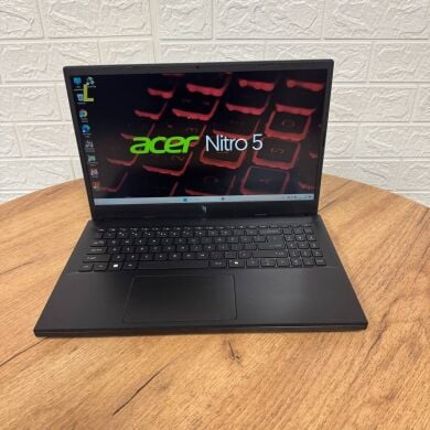 Ігровий ноутбук Б-клас Acer Nitro V15 ANV15-41 / 15.6" (1920x1080) IPS / AMD Ryzen 5 7535HS (6 (12) ядер по 3.3 - 4.55 GHz) / 16 GB DDR5 / 512 GB SSD / nVidia GeForce RTX 4050, 6 GB GDDR6, 96-bit / WebCam Ігровий ноутбук Б-клас Acer Nitro V15 ANV15-41 / 15.6" (1920x1080) IPS / AMD Ryzen 5 7535HS (6 (12) ядер по 3.3 - 4.55 GHz) / 16 GB DDR5 / 512 GB SSD / nVidia GeForce RTX 4050, 6 GB GDDR6, 96-bit / WebCam