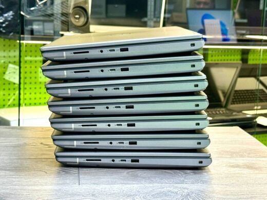 Мобильная рабочая станция Dell Precision 7780 / 17.3" (1920x1080) IPS / Intel Core i9-13950HX (24 (32) ядра по 2.2 - 5.5 GHz) / 128 GB DDR5 / 512 GB SSD M.2 / nVidia Quadro RTX 5000, 16 GB GDDR6, 256-bit / WebCam / Win 11 Pro