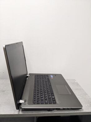 Ноутбук Б-клас HP ProBook 4730s / 17.3" (1600x900) LED / Intel Core i3-2310M (2 ядра 4 потоки по 2.10 Ghz) / 6 GB DDR3 / 120 GB SSD+320 GB HDD / AMD Radeon HD 6470M 1 GB / Webcam / DVD-ROM 