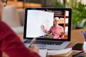 Недорогие ноутбуки для школьников в Киеве &mdash; оптимальный выбор для учебы