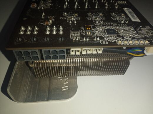 Дискретная видеокарта nVidia GeForce GTX 460 Hawk, 1 GB GDDR5, 256-bit / 2x DVI, 1x mini-HDMI