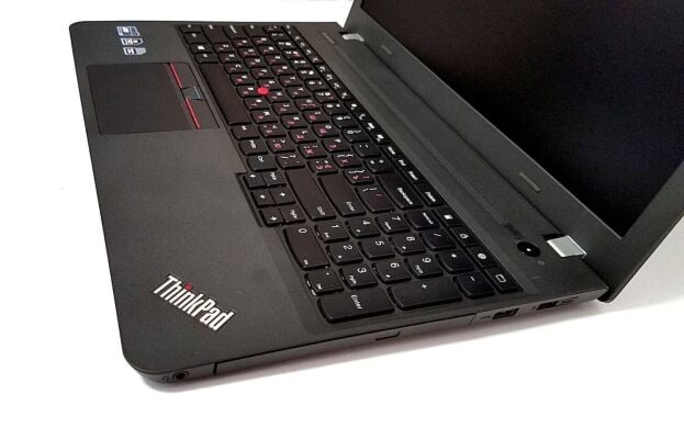 Ноутбук Lenovo ThinkPad E565 / 15.6" (1366x768) TN / AMD A10-8700P (4 ядра по 1.8 - 3.2 GHz) / 16 GB DDR3 / 500 GB SSD / AMD Radeon R5 M330, 2 GB DDR3, 64-bit / WebCam Ноутбук Lenovo ThinkPad E565 / 15.6" (1366x768) TN / AMD A10-8700P (4 ядра по 1.8 - 3.2 GHz) / 16 GB DDR3 / 500 GB SSD / AMD Radeon R5 M330, 2 GB DDR3, 64-bit / WebCam