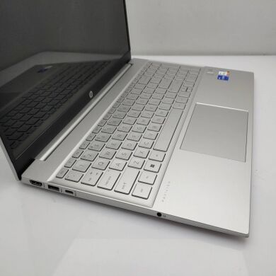 Ноутбук HP Pavilion 15-eg2025nr / 15.6" (1920x1080) IPS / Intel Core i7-1255U (10 (12) ядер по 1.7 - 4.7 GHz) / 16 GB DDR4 / 512 GB SSD / Intel Iris X Graphics / WebCam / Win 11 Pro
