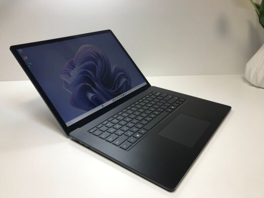 Ультрабук Microsoft Surface Laptop 6 / 15" (2496x1664) IPS Touch / Intel Core Ultra 7 165H (16 (22) ядер по 3.8 - 5.0 GHz) / 16 GB DDR5 / 512 GB SSD / Intel Arc Graphics / WebCam