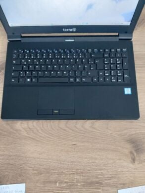 Ноутбук Terra Mobile 1542K / 15.6" (1920x1080) TN / Intel Core i7-7700T (4 (8) ядра по 2.9 - 3.8 GHz) / 16 GB DDR3 / 250 GB SSD + 320 GB HDD / Intel UHD Graphics 630 / WebCam / DVD-ROM / Windows 11 Pro 