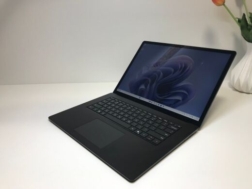 Ультрабук Microsoft Surface Laptop 6 / 15" (2496x1664) IPS Touch / Intel Core Ultra 7 165H (16 (22) ядер по 3.8 - 5.0 GHz) / 16 GB DDR5 / 512 GB SSD / Intel Arc Graphics / WebCam