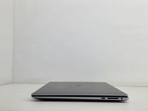 Мобільна робоча станція Dell Precision 5550 / 15.6" (1920x1200) IPS / Intel Core i7-10850H (6 (12) ядра по 2.7 - 5.1 GHz) / 32 GB DDR4 / 512 GB SSD / nVidia Quadro T1000, 4 GB GDDR5, 128-bit / WebCam