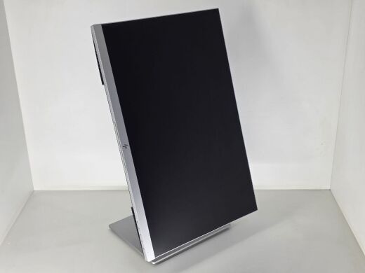 Монитор HP EliteDisplay E243i / 24" (1920x1200) IPS / 1x HDMI, 1x DisplayPort, 1x VGA, 3x USB 3.0 / VESA 100x100 / Pivot