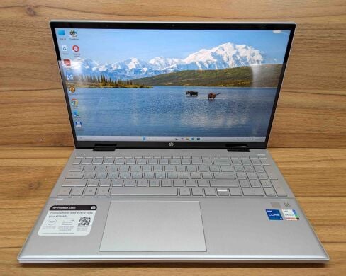 Ноутбук-трансформер Б-класс HP Pavilion x360 15-er0051nr / 15.6" (1920x1080) IPS Touch / Intel Core i5-1135G7 (4 (8) ядра по 2.4 - 4.2 GHz) / 8 GB DDR4 / 512 GB SSD / Intel Iris Xe Graphics / WebCam / TouchID / Windows 11 Ноутбук-трансформер Б-класс HP Pavilion x360 15-er0051nr / 15.6" (1920x1080) IPS Touch / Intel Core i5-1135G7 (4 (8) ядра по 2.4 - 4.2 GHz) / 8 GB DDR4 / 512 GB SSD / Intel Iris Xe Graphics / WebCam / TouchID / Windows 11