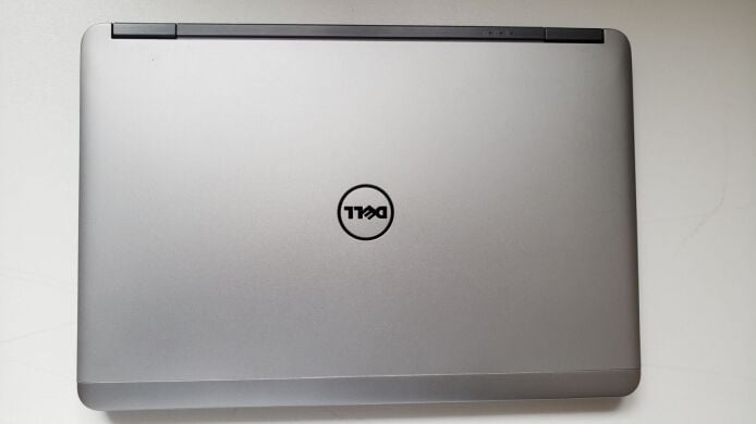 Нетбук Dell Latitude E7240 / 12.5" (1366x768) TN / Intel Core i7-4600U (2 (4) ядра по 2.1 - 3.3 GHz) / 8 GB DDR3 / 200 GB SSD / Intel HD Graphics 4400 / WebCam