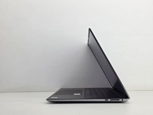 Мобільна робоча станція Dell Precision 5550 / 15.6" (1920x1200) IPS / Intel Core i7-10850H (6 (12) ядра по 2.7 - 5.1 GHz) / 32 GB DDR4 / 512 GB SSD / nVidia Quadro T1000, 4 GB GDDR5, 128-bit / WebCam
