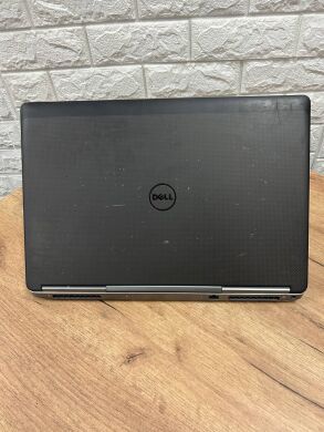 Мобільна робоча станція Б-клас Dell Precision 7710 / 17.3" (1920x1080) IPS / Intel Core i7-6920HQ (4 (8) ядра по 2.9 - 3.8 GHz) / 16 GB DDR4 / 512 GB SSD / nVidia Quadro M3000M, 4 GB GDDR5, 256-bit