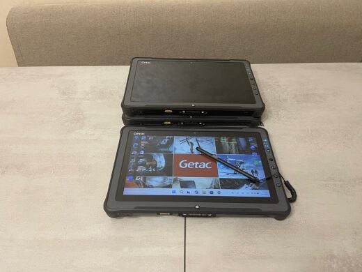 Защищенный планшет Getac F110 G4 / 11.6" (1920x1080) IPS Touch / Intel Core i7-7500U (2 (4) ядра по 2.7 - 3.5 GHz) / 16 GB DDR4 / 256 GB SSD / Intel HD Graphics 620 / WebCam / Стилус / Два АКБ