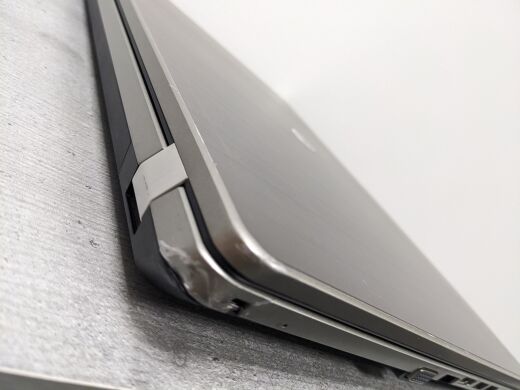 Ноутбук Б-клас HP ProBook 4730s / 17.3" (1600x900) LED / Intel Core i3-2310M (2 ядра 4 потоки по 2.10 Ghz) / 6 GB DDR3 / 120 GB SSD+320 GB HDD / AMD Radeon HD 6470M 1 GB / Webcam / DVD-ROM 