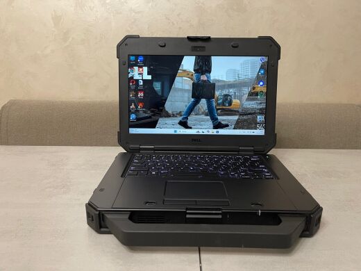Захищений ноутбук Dell Latitude 7424 Rugged Extreme / 14" (1920x1080) IPS Touch / Intel Core i5-8350U (4 (8) ядра по 1.7 - 3.6 GHz) / 16 GB DDR4 / 1000 GB SSD M.2 / AMD Radeon RX 540, 2 GB GDDR5, 64-bit / WebCam Захищений ноутбук Dell Latitude 7424 Rugged Extreme / 14" (1920x1080) IPS Touch / Intel Core i5-8350U (4 (8) ядра по 1.7 - 3.6 GHz) / 16 GB DDR4 / 1000 GB SSD M.2 / AMD Radeon RX 540, 2 GB GDDR5, 64-bit / WebCam