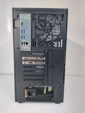 Ігровий ПК 1stPlayer Mi7-A Tower / Intel Core i5-9600K (6 ядер по 3.7 - 4.6 GHz) / 16 GB DDR4 / 512 GB SSD M.2 + 2000 GB HDD / nVidia GeForce RTX 2060, 6 GB GDDR6, 192-bit / 500W
