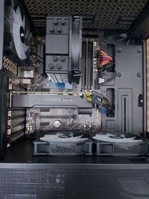 Ігровий ПК 1stPlayer Mi7-A Tower / Intel Core i5-9600K (6 ядер по 3.7 - 4.6 GHz) / 16 GB DDR4 / 512 GB SSD M.2 + 2000 GB HDD / nVidia GeForce RTX 2060, 6 GB GDDR6, 192-bit / 500W