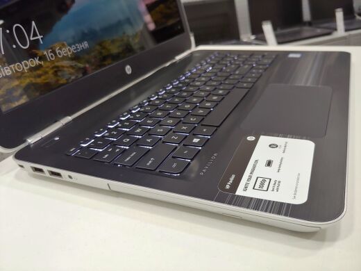 HP Pavilion 15-au158nr / 15.6" (1920x1080) IPS / Intel Core i5-7200U (2 (4) ядра по 2.5 - 3.1 GHz) / 8 GB DDR4 / 240 GB SSD / DVD-RW / WebCam HP Pavilion 15-au158nr / 15.6" (1920x1080) IPS / Intel Core i5-7200U (2 (4) ядра по 2.5 - 3.1 GHz) / 8 GB DDR4 / 240 GB SSD / DVD-RW / WebCam