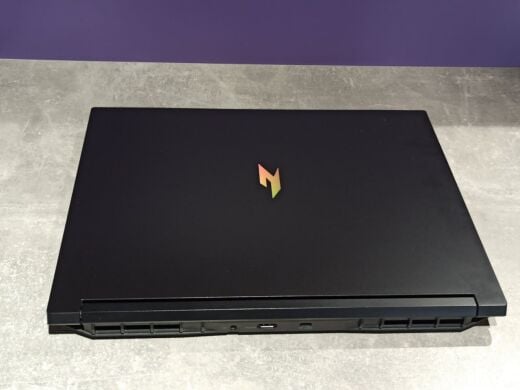 Игровой ноутбук Acer Nitro V16 ANV16-41-R12R / 16" (1920x1200) IPS / AMD Ryzen 5 8645HS (6 (12) ядер по 4.3 - 5.0 GHz) / 32 GB DDR5 / 960 GB SSD / nVidia GeForce RTX 4060, 8 GB GDDR6, 128-bit / WebCam