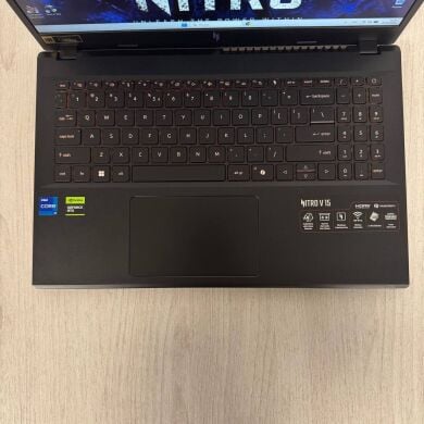 Ігровий ноутбук Acer Nitro V 15 ANV15-52 / 15.6" (1920x1080) IPS / Intel Core i7-13620H (10 (16) ядер по 2.4 - 4.9 GHz) / 8 GB DDR5 / 512 GB SSD / nVidia GeForce RTX 4050, 6 GB GDDR6, 96-bit / WebCam