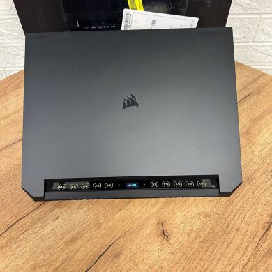 Игровой ноутбук Corsair Voyager A1600 / 16" (2560x1600) IPS / AMD Ryzen 7 6800HS (8 (16) ядер по 3.2 - 4.7 GHz) / 16 GB DDR5 / 1000 GB SSD / AMD Radeon RX 6800M, 12 GB GDDR6, 192-bit / WebCam