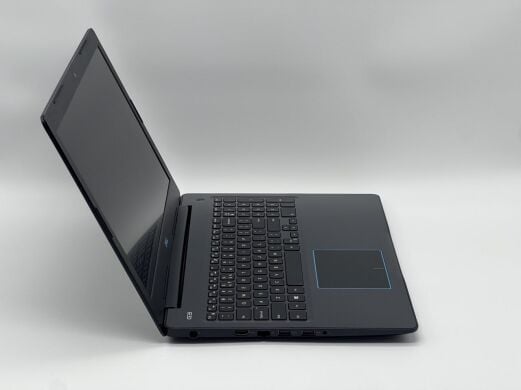 Игровой ноутбук Dell G3 3579 / 15.6" (1920x1080) IPS / Intel Core i7-8750H (6 (12) ядра по 2.2 - 4.1 GHz) / 16 GB DDR4 / 240 GB SSD M.2 / nVidia GeForce GTX 1050 Ti, 4 GB GDDR5, 128-bit / WebCam Игровой ноутбук Dell G3 3579 / 15.6" (1920x1080) IPS / Intel Core i7-8750H (6 (12) ядра по 2.2 - 4.1 GHz) / 16 GB DDR4 / 240 GB SSD M.2 / nVidia GeForce GTX 1050 Ti, 4 GB GDDR5, 128-bit / WebCam