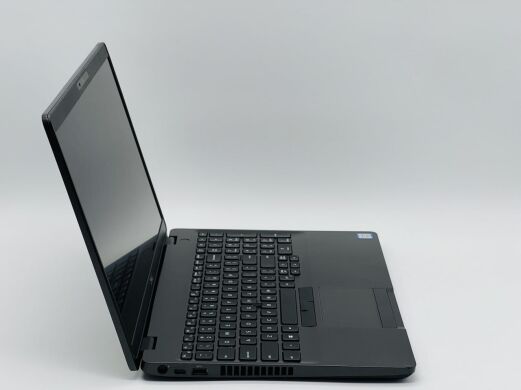 Ігровий ноутбук Б-клас Dell Precision 3540 / 15.6" (1920x1080) IPS / Intel Core i7-8665U (4 (8) ядра по 1.9 - 4.8 GHz) / 16 GB DDR4 / 512 GB SSD / AMD Radeon Pro WX 2100, 2 GB GDDR5, 64-bit / WebCam