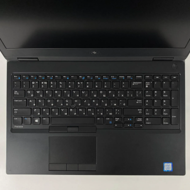 Мобільна робоча станція Б-клас Dell Precision 7530 / 15.6" (1920x1080) IPS / Intel Core i5-8400H (4 (8) ядра по 2.5 - 4.2 GHz) / 16 GB DDR4 / 512 GB SSD / nVidia Quadro P2000, 4 GB GDDR5, 128-bit / HDMI