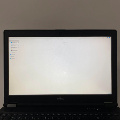 Мобильная рабочая станция Б-класс Fujitsu Celsius H780 / 15.6" (1920x1080) IPS / Intel Core i7-8750H (6 (12) ядер по 2.2 - 4.1 GHz) / 16 GB DDR4 / 512 GB SSD / nVidia Quadro P600, 4 GB GDDR5, 128-bit / VGA / HDMI / WebCam