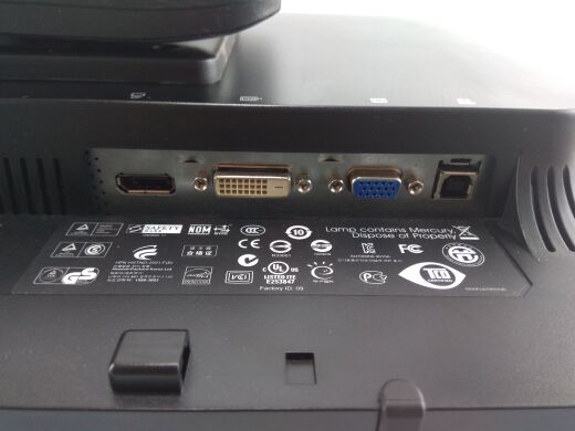 Монитор HP Compaq LA2205wg / 22" (1680x1050) TN / VGA, DVI, USB-Hub + Кабель питания