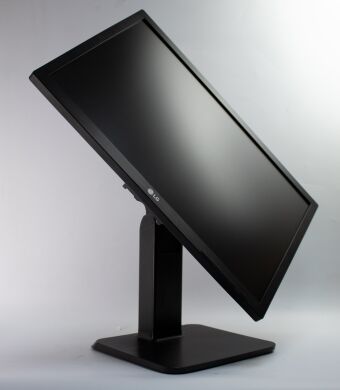 Монитор LG 24MB65PM-B / 24" (1920x1200) AH-IPS / VGA, DVI / VESA 100x100 
