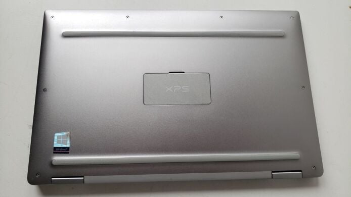 Ноутбук-трансформер Dell XPS 13 9365 / 13.3" (3200x1800) IPS Touch / Intel Core i7-7Y75 (2 (4) ядра по 1.3 - 3.6 GHz) / 16 GB DDR3 / 512 GB SSD M.2 / Intel HD Graphics 615 / WebCam