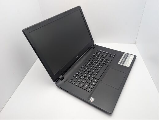 Ноутбук Acer Aspire ES1-520 / 15.6" (1366x768) TN / AMD E1-1500 (2 ядра по 1.4 GHz) / 8 GB DDR3 / 320 GB HDD / AMD Radeon HD 7310 Graphics / WebCam / АКБ не тримає Ноутбук Acer Aspire ES1-520 / 15.6" (1366x768) TN / AMD E1-1500 (2 ядра по 1.4 GHz) / 8 GB DDR3 / 320 GB HDD / AMD Radeon HD 7310 Graphics / WebCam / АКБ не тримає