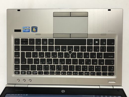Ноутбук HP EliteBook 8470p / 14" (1600x900) TN / Intel Core i5-3210M (2 (4) ядра по 2.5 - 3.1 GHz) / 8 GB DDR3 / 500 GB HDD / AMD Radeon HD 7570M, 1 GB GDDR5, 64-bit / WebCam / DVD-ROM