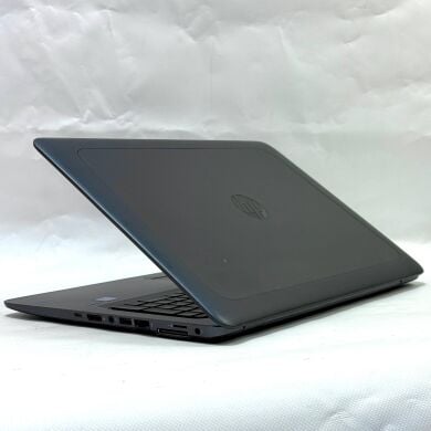 Мобильная рабоча станция HP ZBook 15u G3 / 15.6" (1920x1080) IPS / Intel Core i7-6500U (2 (4) ядра по 2.5 - 3.1 GHz) / 16 GB DDR4 / 256 GB SSD + 500 GB HDD / AMD FirePro W4190M, 2 GB GDDR5, 128-bit / WebCam / Windows 10 Pro