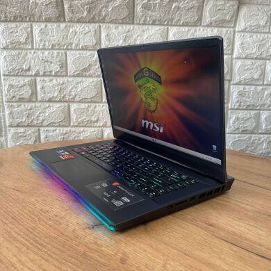 Игровой ноутбук Б-класс MSI GE66 Raider 11UG / 15.6" (2560x1440) IPS / Intel Core i7-11800H (8 (16) ядер по 2.3 - 4.6 GHz) / 32 GB DDR4 / 1000 GB SSD / nVidia GeForce RTX 3070, 8 GB GDDR6, 256-bit / WebCam