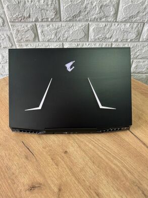 Игровой ноутбук Б-класс Gigabyte Aorus 15-X9 / 15.6" (1920x1080) IPS / Intel Core i7-8750H (6 (12) ядер по 2.2 - 4.1 GHz) / 16 GB DDR4 / 512 GB SSD / nVidia GeForce RTX 2070, 8 GB GDDR6, 256-bit / WebCam Игровой ноутбук Б-класс Gigabyte Aorus 15-X9 / 15.6" (1920x1080) IPS / Intel Core i7-8750H (6 (12) ядер по 2.2 - 4.1 GHz) / 16 GB DDR4 / 512 GB SSD / nVidia GeForce RTX 2070, 8 GB GDDR6, 256-bit / WebCam