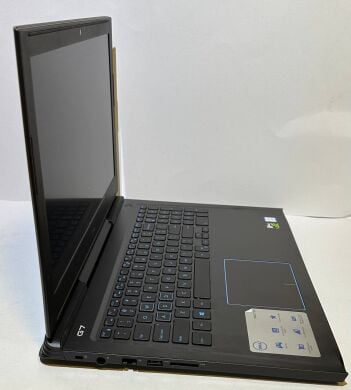 Ігровий ноутбук Dell G7 7588 / 15.6" (1920x1080) IPS / Intel Core i7-8750H (6 (12) ядер по 2.2 - 4.1 GHz) / 16 GB DDR4 / 360 GB SSD / nVidia GeForce GTX 1060, 6 GB GDDR5, 192-bit / WebCam