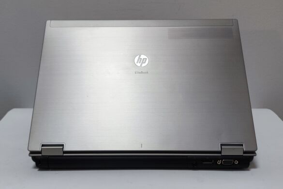 HP EliteBook 8440p / 14" (1366x768) / Intel Core i5-520M (2(4)ядра по 2.40-2.93GHz) / 8 GB DDR3 / 500 GB HDD / DVD-RW