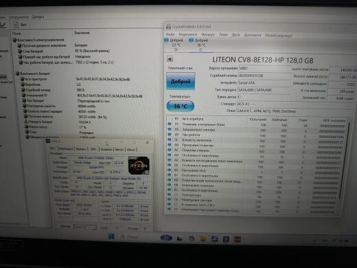 Ігровий ноутбук Б-клас Acer Nitro 5 AN515-42 / 15.6" (1920x1080) IPS / AMD Ryzen 5 2500U (4 (8) ядра по 2.0 - 3.6 GHz) / 16 GB DDR4 / 128 GB SSD + 1000 GB HDD / AMD Radeon RX 560X, 4 GB GDDR5, 128-bit / WebCam / Win 11