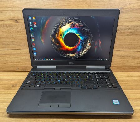 Ігровий ноутбук Dell Precision 7520 / 15.6" (1920x1080) IPS / Intel Core i7-6920HQ (4 (8) ядра по 2.9 - 3.8 GHz) / 16 GB DDR4 / 480 GB SSD / AMD Radeon Pro WX 4130, 2 GB GDDR5, 128-bit / WebCam / Windows 10 Ігровий ноутбук Dell Precision 7520 / 15.6" (1920x1080) IPS / Intel Core i7-6920HQ (4 (8) ядра по 2.9 - 3.8 GHz) / 16 GB DDR4 / 480 GB SSD / AMD Radeon Pro WX 4130, 2 GB GDDR5, 128-bit / WebCam / Windows 10