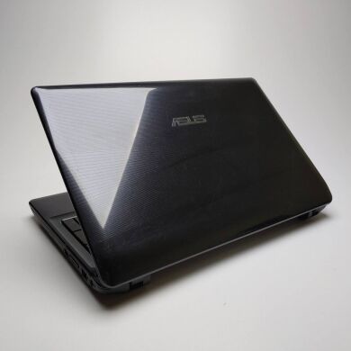 Ігровий ноутбук Asus A52JK / 15.6" (1366x768) TN / Intel Core i3-350M (2 (4) ядра по 2.3 GHz) / 4 GB DDR3 / 240 GB SSD / AMD Radeon HD 4500, 512 MB GDDR3, 64-bit / WebCam / DVD-ROM / Win 7 Home Ігровий ноутбук Asus A52JK / 15.6" (1366x768) TN / Intel Core i3-350M (2 (4) ядра по 2.3 GHz) / 4 GB DDR3 / 240 GB SSD / AMD Radeon HD 4500, 512 MB GDDR3, 64-bit / WebCam / DVD-ROM / Win 7 Home